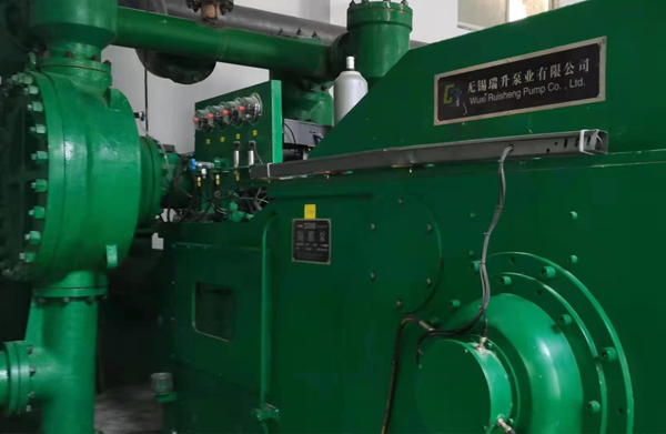 電磁隔膜泵和機(jī)械隔膜泵有什么區(qū)別？